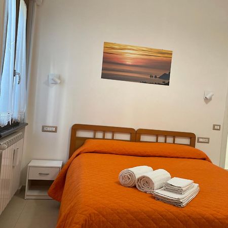 אג'רולה Casa Vacanze Casanova מראה חיצוני תמונה